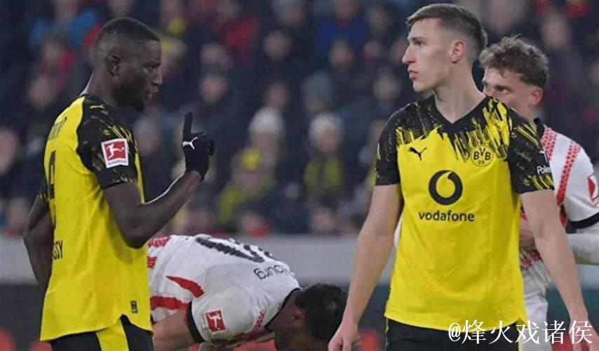 多特更衣室爆发激烈争论，吉拉西不满施洛特贝克公开的批评