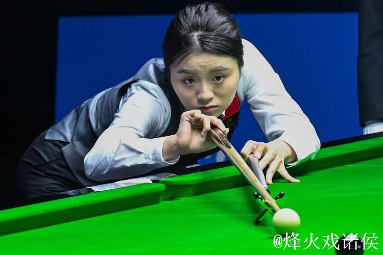 白雨露：女子斯诺克界的新锐力量初露锋芒