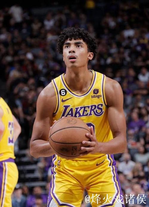 爵士首发:乔治、贝利、森萨博、马尔卡宁、菲利波夫斯基 爵士首发:乔治、贝利、森萨博、马尔卡宁、菲利波夫斯基